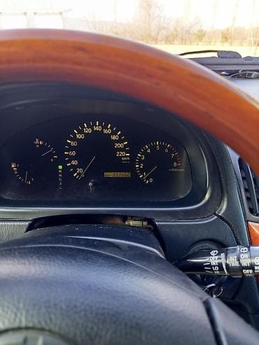 средний кузов да: Lexus RX: 2000 г., 3 л, Автомат, Бензин, Кроссовер — 5