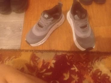 Прокат одежды: Кроссовки (две пары) 1) Черные Reebok - Низкий силуэт - Верх с — 4