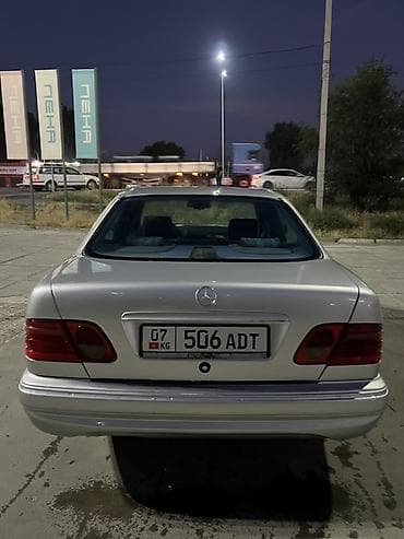 Продажа авто: Mercedes-Benz E-Class: 1998 г., 5 л, Автомат, Бензин, Седан — 8