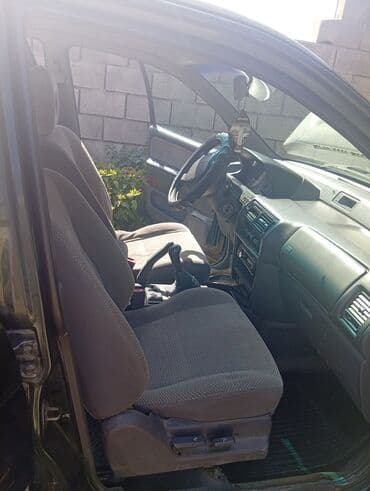 бу запчасти на митсубиси спейс вагон: Mitsubishi Space Wagon: 1998 г., 0.2 л, Механика, Бензиновая, Минивэн — 4