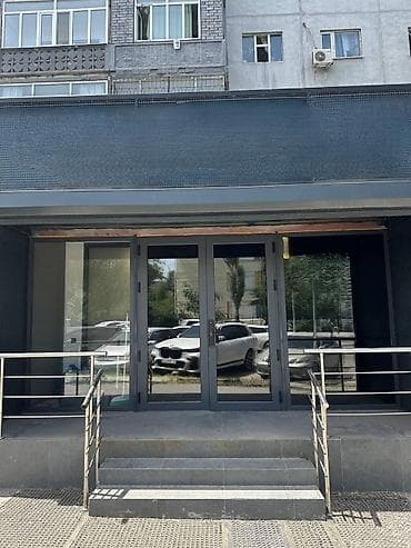 liberterra: Продажа офисов 80 м², С ремонтом, С мебелью, Многоэтажное здание, 1 этаж — 2