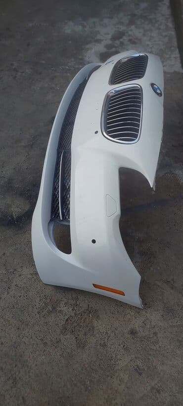 mazda 5: Бампер BMW, Б/у, Оригинал — 4