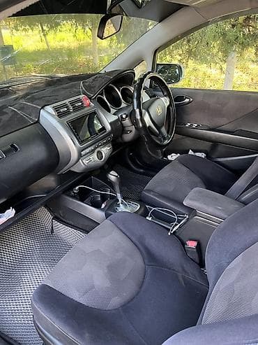 обшивка на фит: Honda Fit: 2005 г., 1.5 л, Вариатор, Бензин, Хэтчбэк — 10