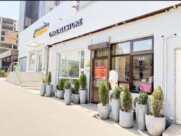 пол дом раб городок: Сдаю Магазин, Отдельностоящий магазин, 25 м² Действующий, Без оборудования, С ремонтом, Вода, Канализация, Отопление, 1 линия — 18