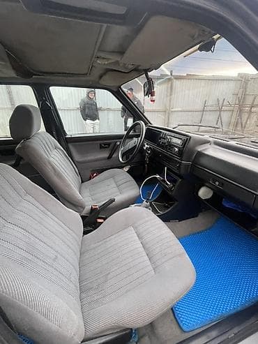 Volkswagen: Volkswagen Golf: 1989 г., 1.8 л, Механика, Бензин, Хэтчбэк — 6