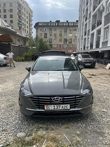 Транспорт: Hyundai Sonata: 2019 г., 2 л, Седан — 2