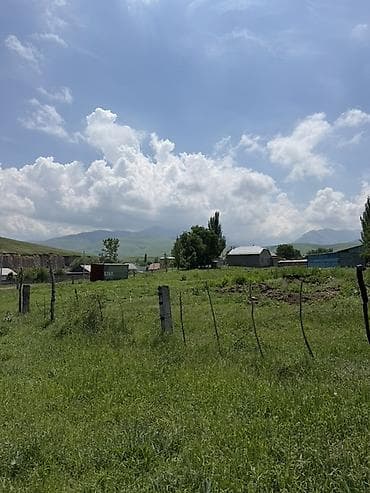 участок прохладный: 14 соток, Для строительства — 1