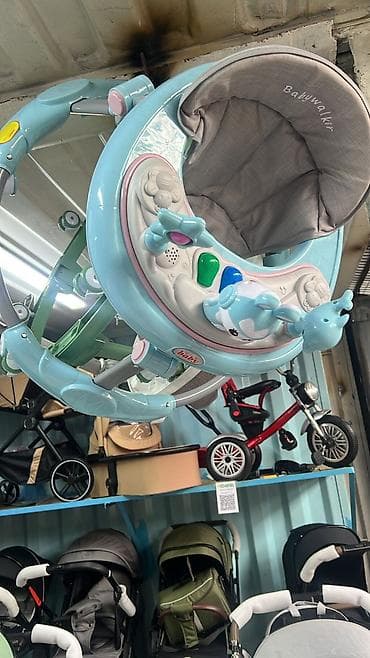 удобные прогулочные коляски: Детские ходунки — яркие и удобные модели для первых шагов малыша — 7