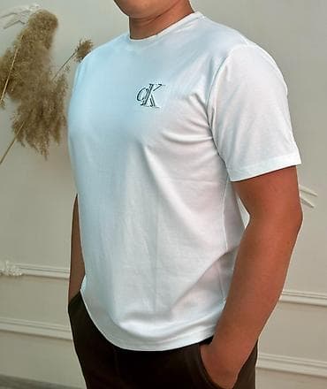 Мужская футболка, M, L, XL, Emporio Armani, Новый, цвет - Коричневый at lalafo.kg Мужская футболка, M, L, XL, Emporio Armani, Новый, цвет - Коричневый