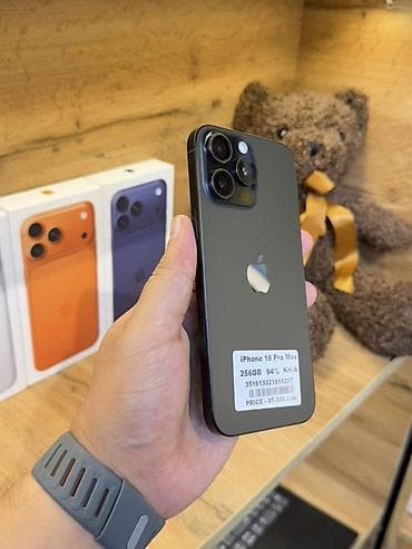 pro: IPhone 16 Pro Max, 256 ГБ Характеристики и детали по фото-наклейке: - — 2