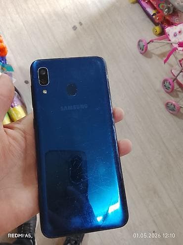 9000 iphone: Samsung Galaxy A20, Б/у, 32 ГБ, цвет - Синий, 2 SIM — 3