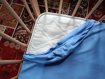 bunk bed: Детская кроватка из натурального дерева с матрасом - Классическая — 4