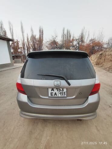 обмен авто с моей доплатой: Honda Fit: 2003 г., 1.3 л, Автомат, Бензиновая, Хэтчбэк — 4