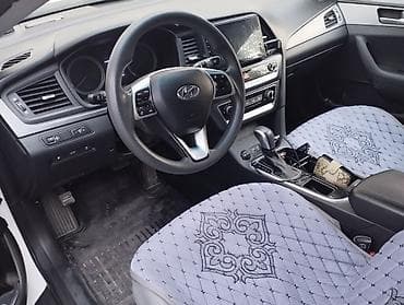 2 gr: Hyundai Sonata: 2019 г., 2 л, Автомат, Газ, Седан — 4