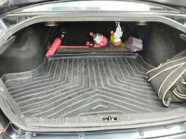 Hyundai Sonata: 2004 г., 2 л, Механика, Бензин, Седан — 9