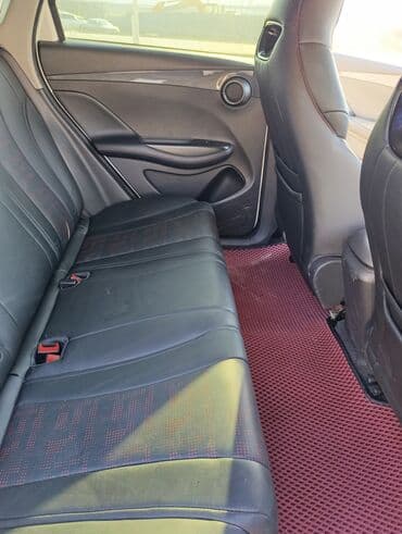 mazda 5: BYD E2: 2025 г., Автомат, Электромобиль, Хэтчбэк — 9