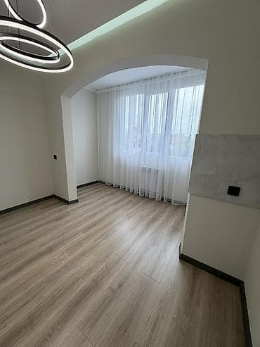 съемные квартиры: Продаётся 1-комнатная квартира, переделанная в 2-комнатную Площадь — 1