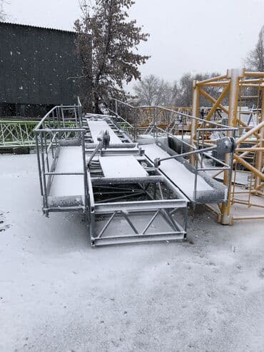 кран большой: Продаю башенные краны, 8тоники. В наличии. Цена договорная! По всем — 6