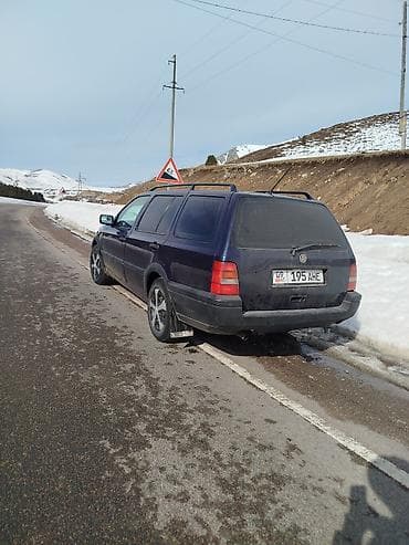 audi 80 сатылат: Volkswagen Golf Variant: 1995 г., 1.8 л, Кол менен иштөөчү, Бензин, Универсал — 2
