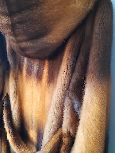 с мехом чернобурка с: Шуба, По колено, Канада, С капюшоном, 2XL — 2