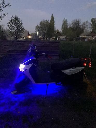 Мототехника: Скутер түрү 175 куб. см, Бензин — 3