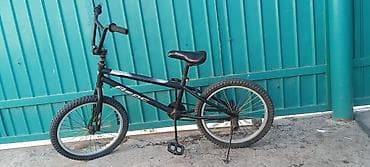 шорты бокс: BMX велосипед, Рама S (145 - 165 см), Б/у — 3