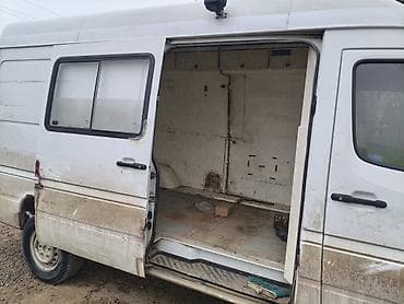 w211 универсал: Mercedes-Benz Sprinter, цельнометаллический фургон, средняя база и — 5