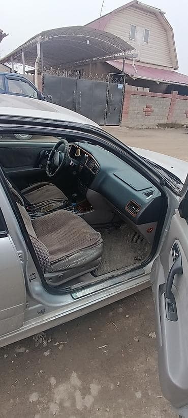 step 2: Nissan : 2001 г., 2 л, Вариатор, Бензин, Хэтчбэк — 6