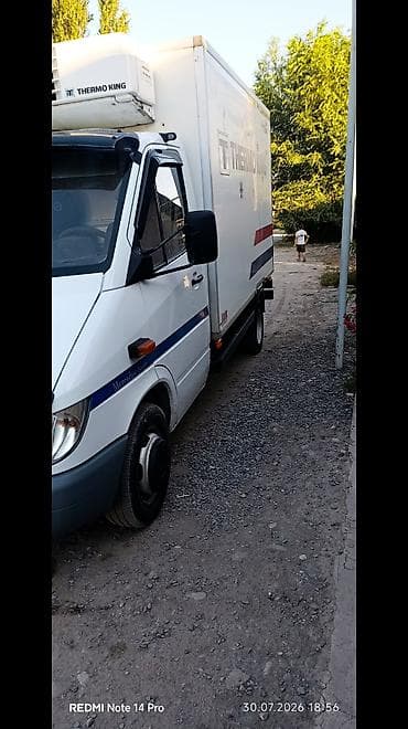 замок ачкыч: Рефрижераторный фургон Mercedes‑Benz Sprinter 413 торг по факту - — 3