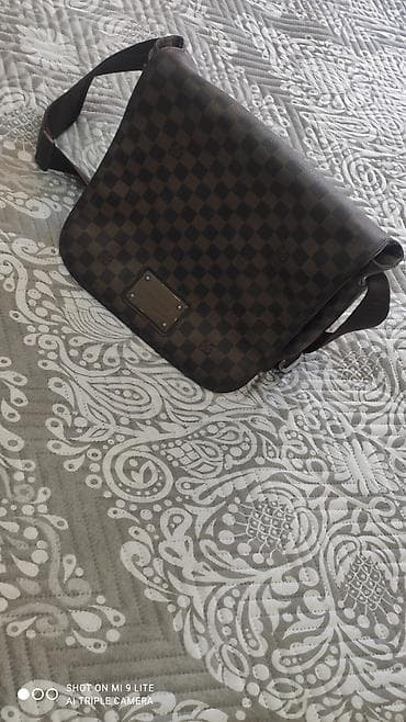 Аксессуары: Почти новая мужская сумка одевалась пару раз — 1