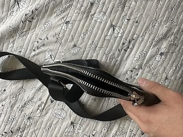 кожа кашолок: Барсетка, черная, с тиснением под рептилию. Состояние идеальное, брали — 4