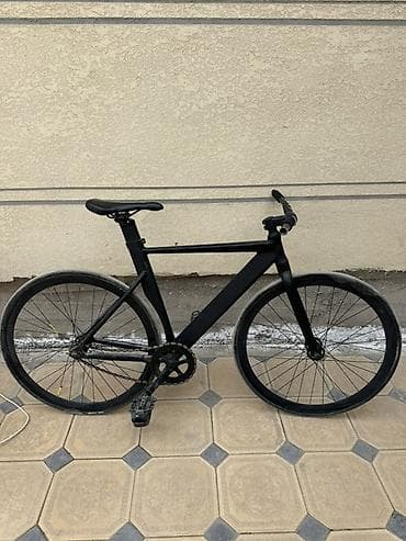 маленький фикс: Городской фикс/сингл-спид велосипед, матовый чёрный - Рама — 1