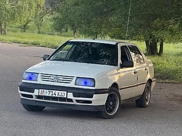 matiz diska: Volkswagen Vento: 1998 г., 1.8 л, Механика, Газ — 2