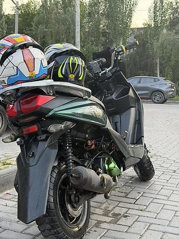 китайский мотоцикл 200 кубов алматы: Макси-скутер 175 куб. см, Бензин, Б/у — 6