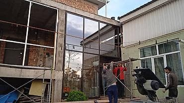 Курулуш жана оңдоо кызматтары: Остекление и алюминиевые витражные систем. Наши услуги: - — 3