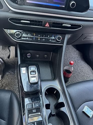 Hyundai Sonata: 2022 г., 2 л, Автомат, Газ, Седан — 10