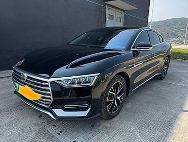 бид е2: BYDE9 2021 года выпуска. Пробег автомобиля составляет 65 000 — 1