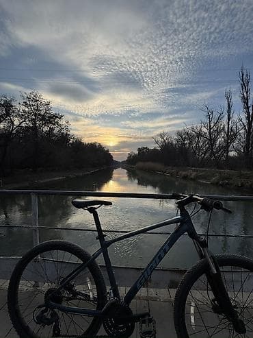 гигант 710: Горный велосипед, Giant, Рама M (156 - 178 см), Алюминий, Б/у — 2