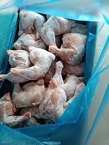 бутылированная вода: Замороженная куриная продукция, фасованная в коробки с вкладышем. 10кг — 8