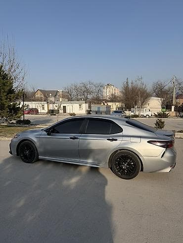 tayota progres: Toyota Camry: 2021 г., 2.5 л, Автомат, Гибрид, Седан — 6