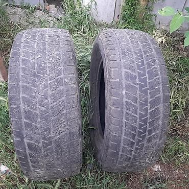 Шины и диски: Пара зимних шин 235/55 R17 99T - Размер: 235/55 R17 - Индекс — 5