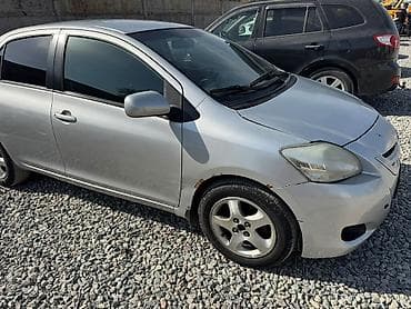 e6 3: Toyota Yaris: 2008 г., 1.3 л, Автомат, Бензин, Седан — 6