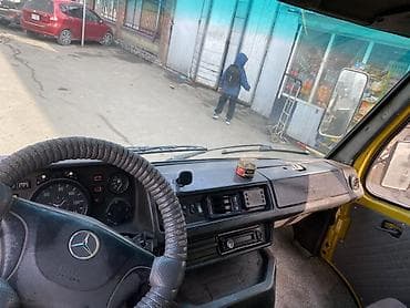 мерседес сапог кабина: Mercedes-Benz T1: 1990 г., Фургон — 9