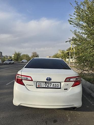 Продажа авто: Toyota Camry: 2012 г., Вариатор, Гибрид, Седан — 10