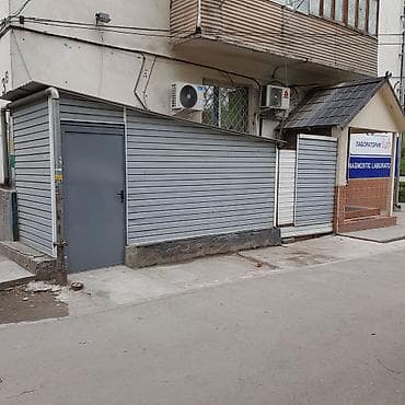 аренда цокольного помещения: Сдается в аренду нежилое подвальное помещение 24 м2 жилого дома с — 9