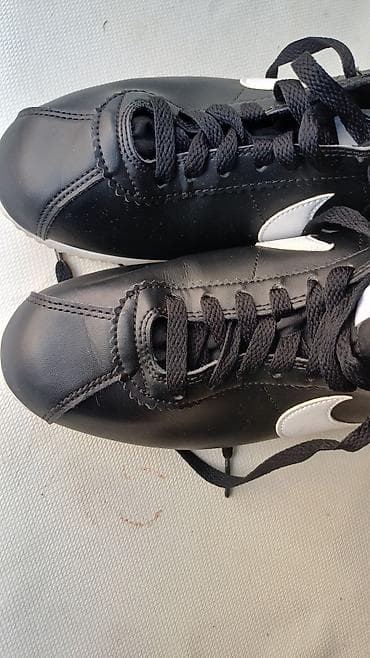 спорт макси: Кроссовки, 39, Nike, Б/у, цвет - Черный, Платная доставка — 1