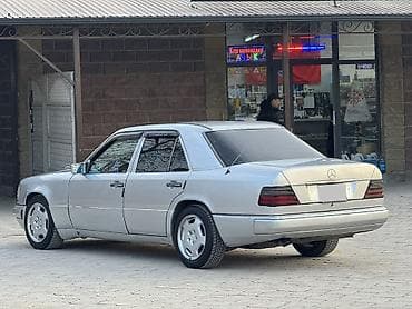 менс 124: Mercedes-Benz W124: 1993 г., 3.2 л, Ручные, Бензин, Седан — 5