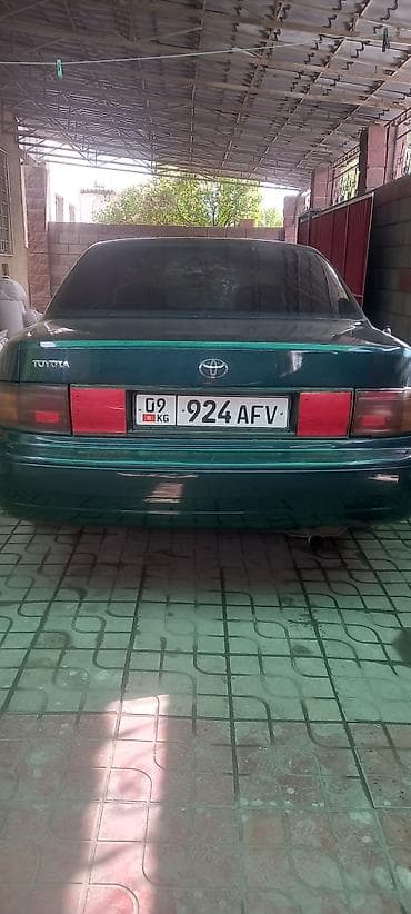 Унаа сатуу: Toyota Camry: 1992 г., 2.2 л, Автомат, Бензин, Седан — 3