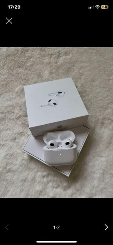 Apple AirPods (третье поколение) с зарядным кейсом - Беспроводные