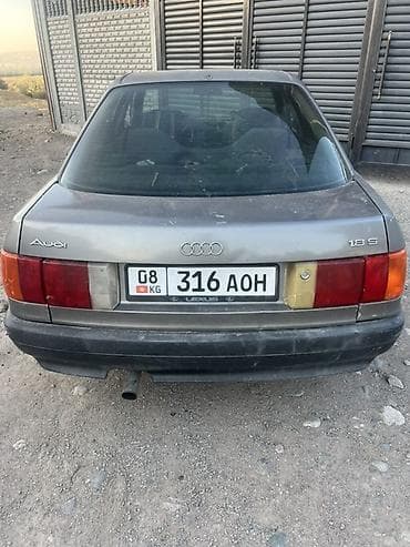 Унаа: Audi 80: 1988 г., 1.8 л, Бензин, Седан — 4